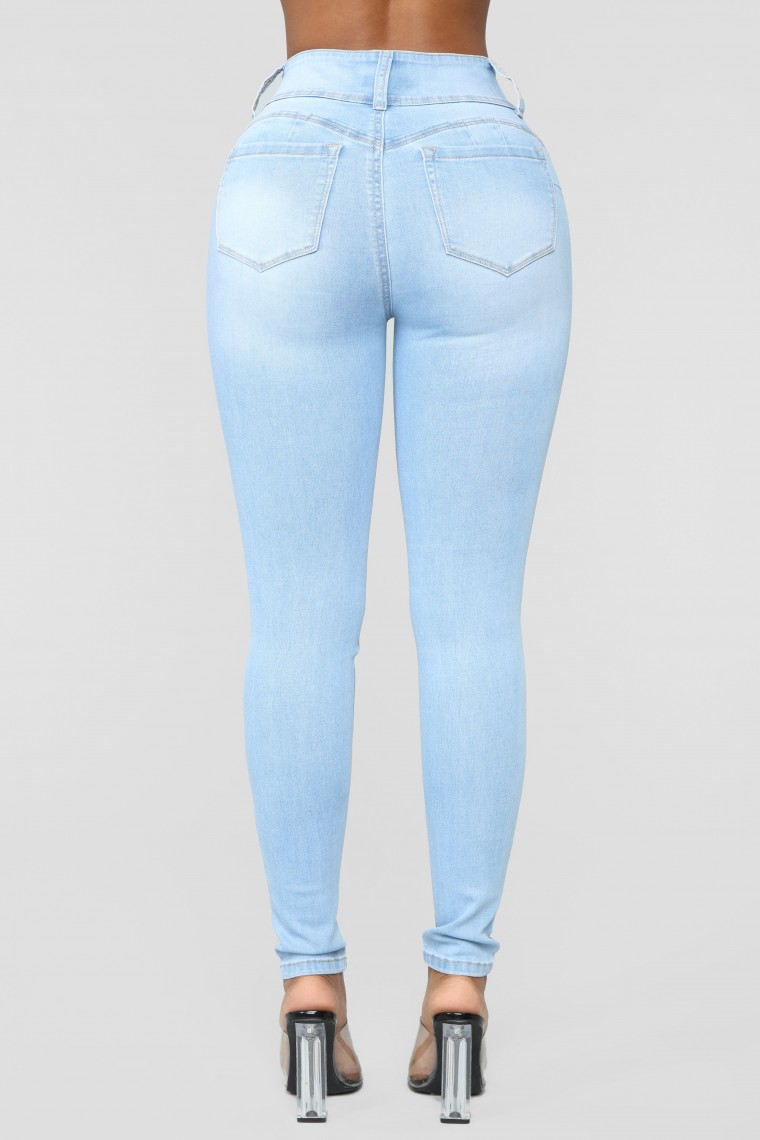 Standing Ovation Skinny Jeans - Light Blue Wash